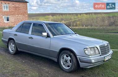 Седан Mercedes-Benz E-Class 1995 в 