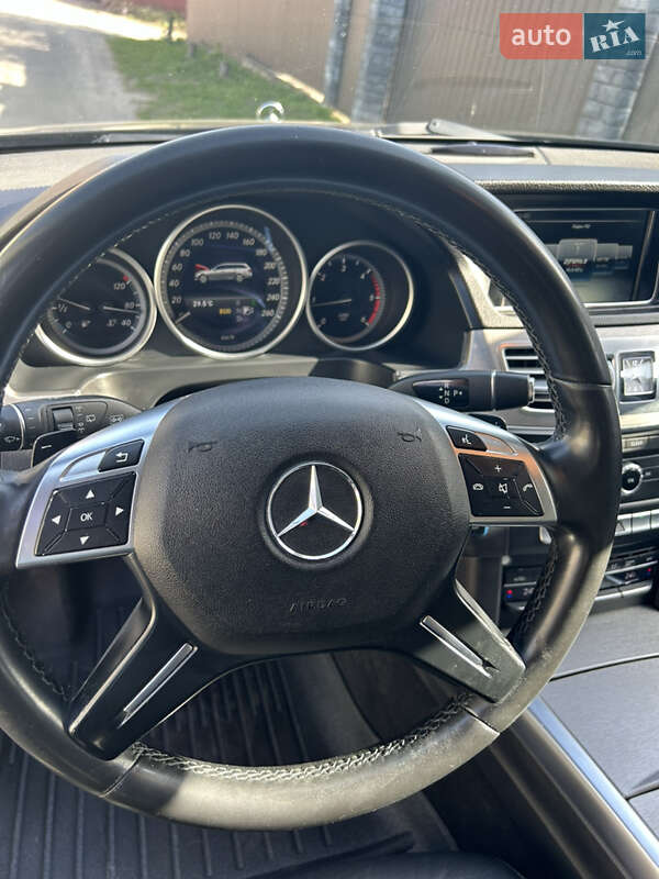Універсал Mercedes-Benz E-Class 2015 в Києві