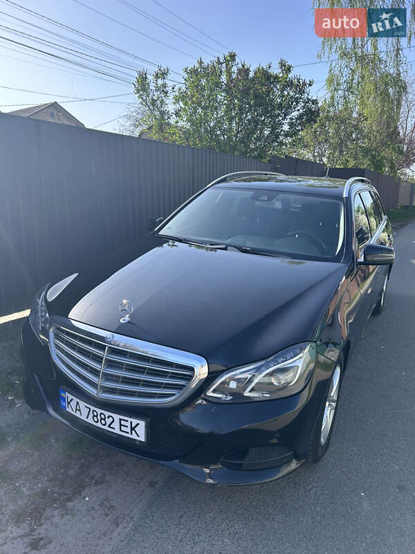 Універсал Mercedes-Benz E-Class 2015 в Києві