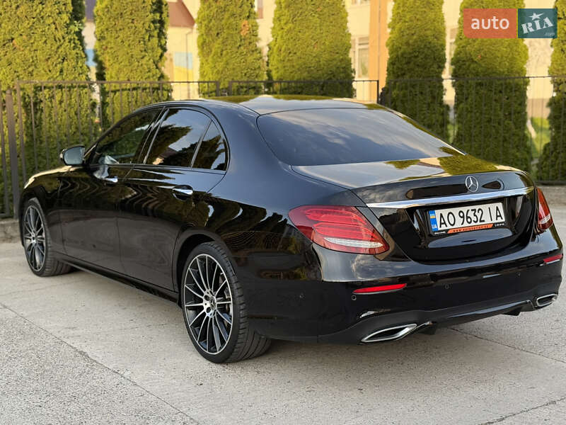 Седан Mercedes-Benz E-Class 2018 в Тячеві
