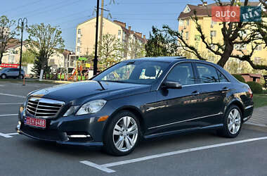Седан Mercedes-Benz E-Class 2012 в 