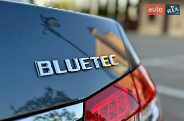Седан Mercedes-Benz E-Class 2012 в 