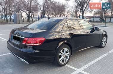 Седан Mercedes-Benz E-Class 2011 в 