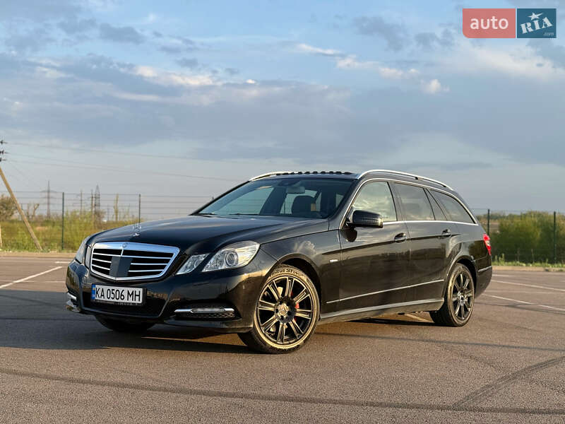 Mercedes-Benz E-Class 2011
