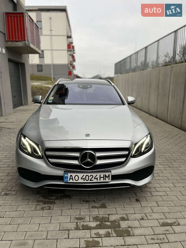 Mercedes-Benz E-Class 2017
