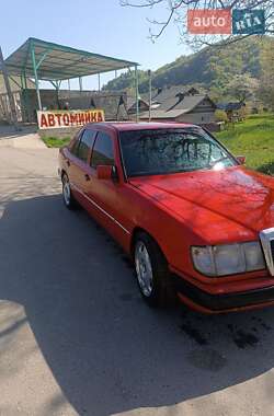 Седан Mercedes-Benz E-Class 1988 в 