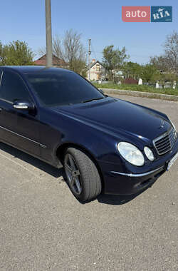 Седан Mercedes-Benz E-Class 2005 в 