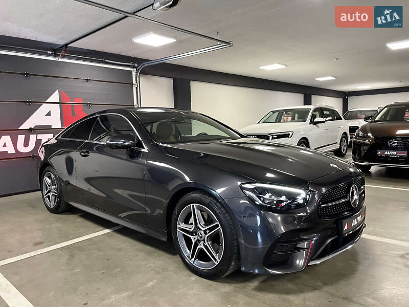 Mercedes-Benz E-Class 2021