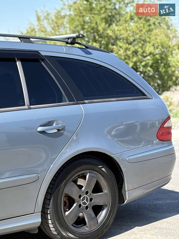 Універсал Mercedes-Benz E-Class 2003 в Миколаєві