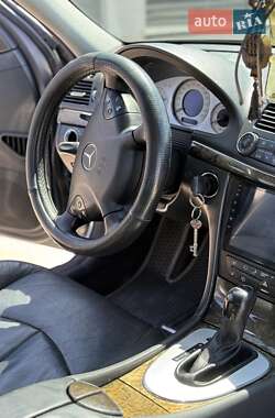 Універсал Mercedes-Benz E-Class 2003 в 