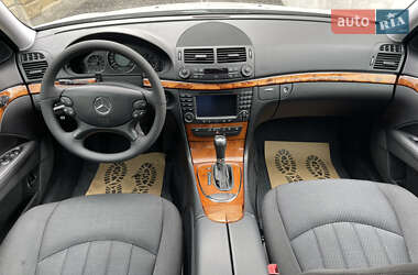 Седан Mercedes-Benz E-Class 2006 в 