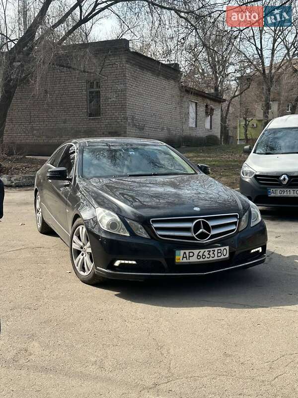 Купе Mercedes-Benz E-Class 2010 в Запоріжжі