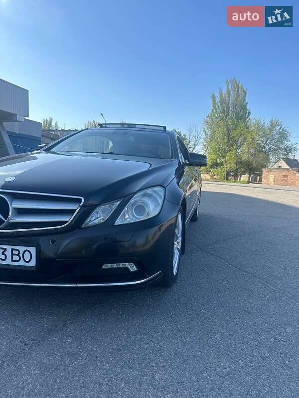 Купе Mercedes-Benz E-Class 2010 в Запоріжжі