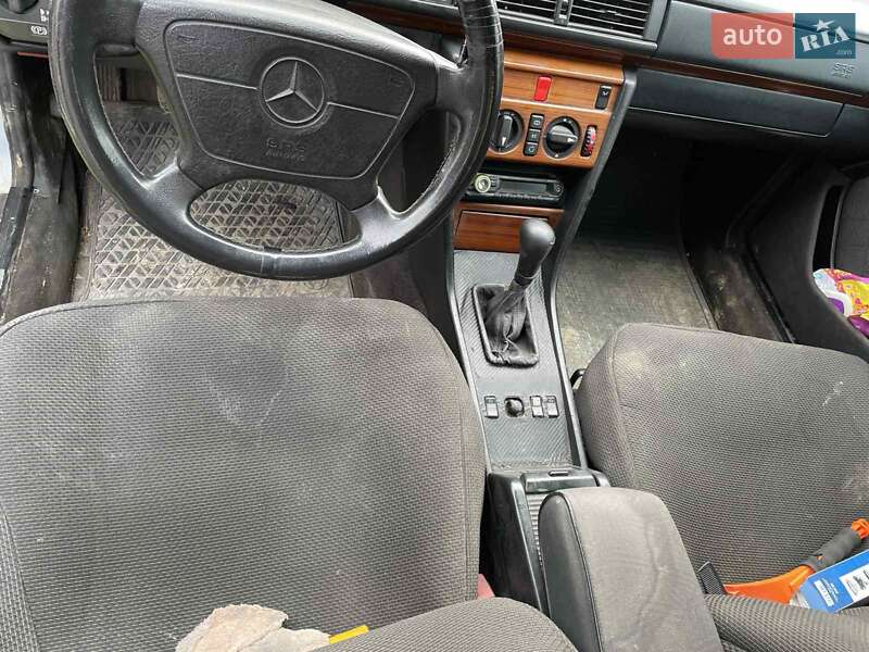 Седан Mercedes-Benz E-Class 1994 в Богородчанах