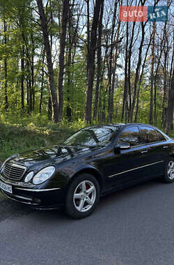 Седан Mercedes-Benz E-Class 2003 в 