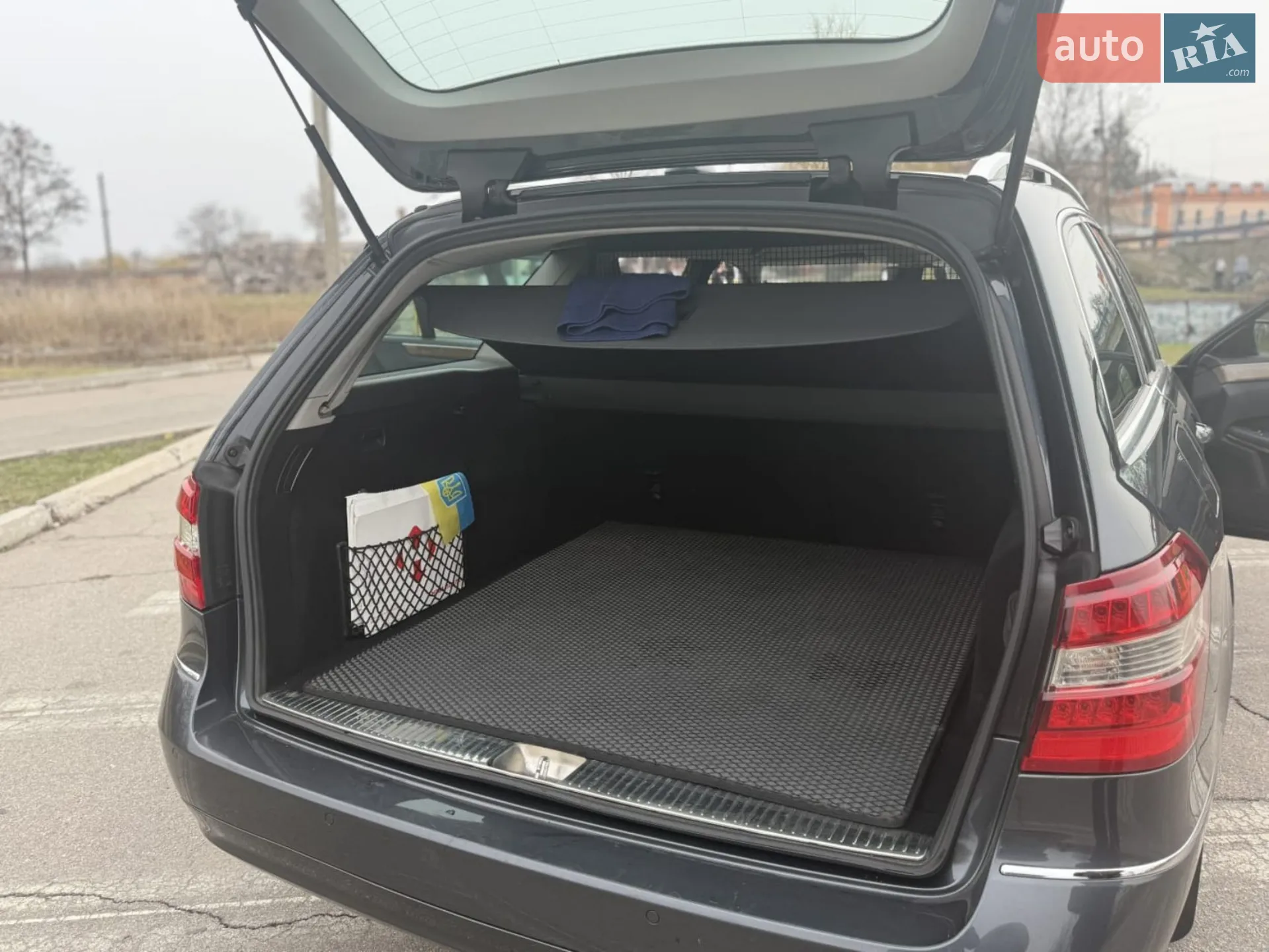 2010 Mercedes-Benz E-klasse - мініатюра 10