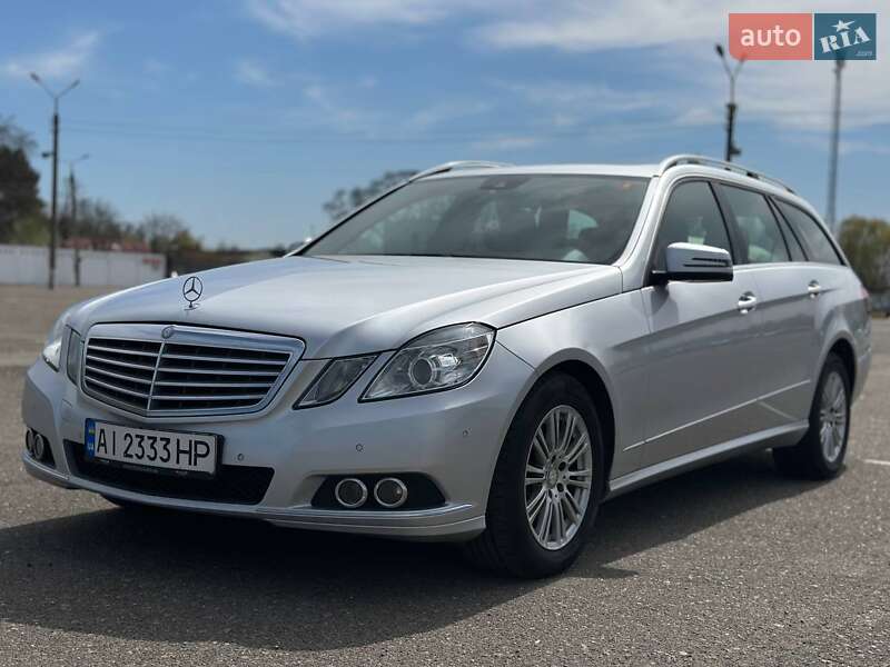 Mercedes-Benz E-Class 2011