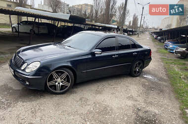 Седан Mercedes-Benz E-Class 2002 в 