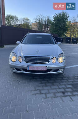 Універсал Mercedes-Benz E-Class 2004 в Тернополі