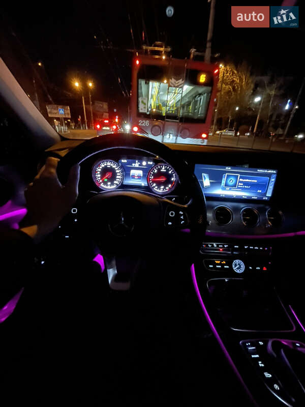 Седан Mercedes-Benz E-Class 2016 в Коломиї фото 30 Седан Mercedes-Benz E-Class 2016 в Коломиї