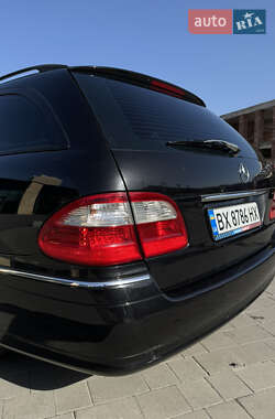 Универсал Mercedes-Benz E-Class 2005 в 