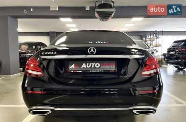 Седан Mercedes-Benz E-Class 2018 в 