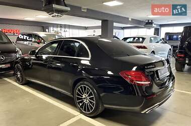 Седан Mercedes-Benz E-Class 2018 в 