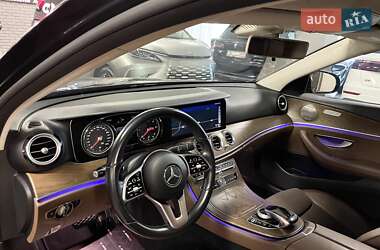 Седан Mercedes-Benz E-Class 2018 в 
