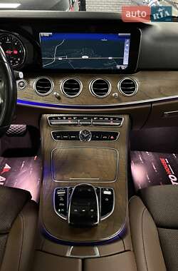 Седан Mercedes-Benz E-Class 2018 в 