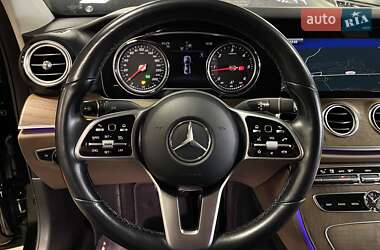 Седан Mercedes-Benz E-Class 2018 в 