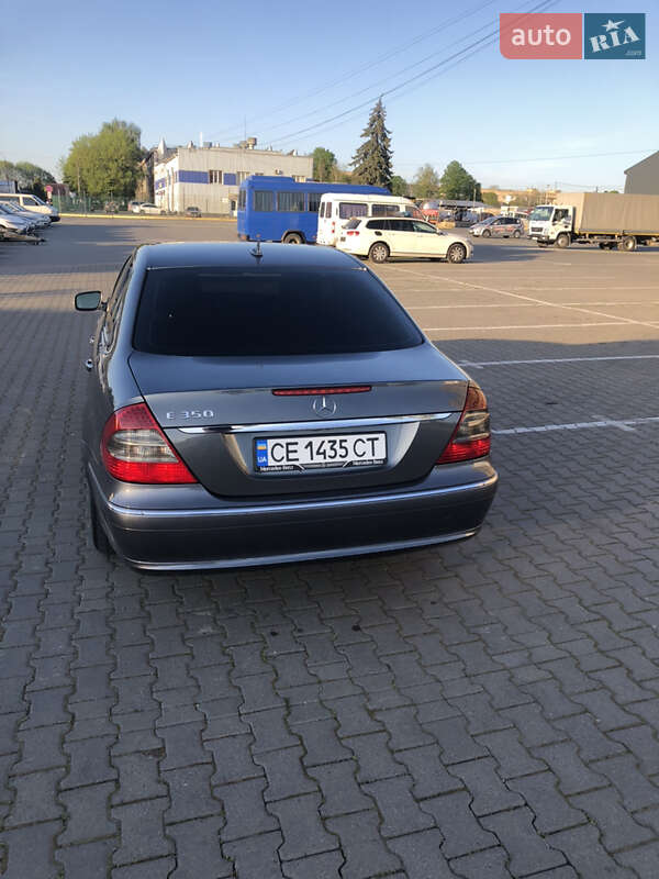 Седан Mercedes-Benz E-Class 2006 в Чернівцях