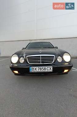 Седан Mercedes-Benz E-Class 2001 в 