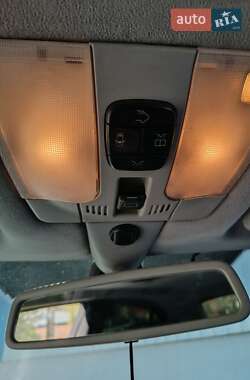 Седан Mercedes-Benz E-Class 2001 в 