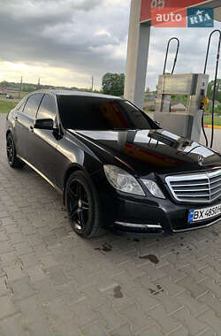Седан Mercedes-Benz E-Class 2012 в 