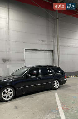 Універсал Mercedes-Benz E-Class 2001 в 