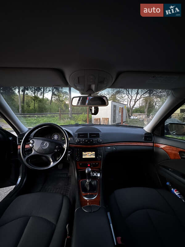 Универсал Mercedes-Benz E-Class 2009 в Львове