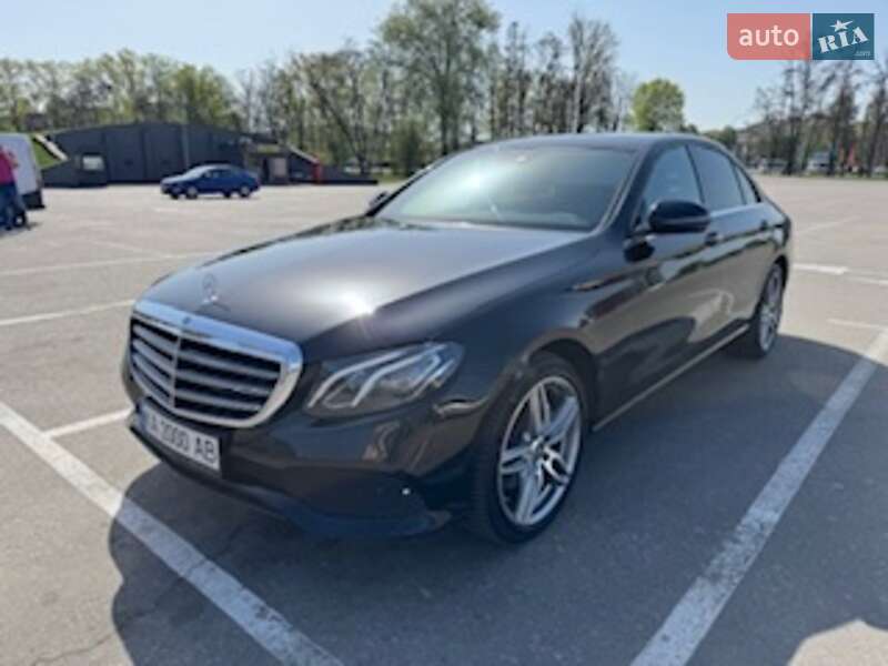 Седан Mercedes-Benz E-Class 2019 в Киеве