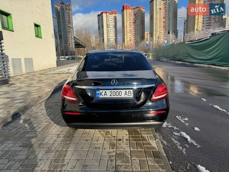 Седан Mercedes-Benz E-Class 2019 в Киеве