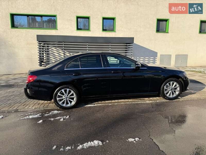 Седан Mercedes-Benz E-Class 2019 в Киеве