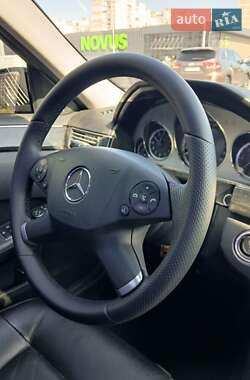 Седан Mercedes-Benz E-Class 2010 в 
