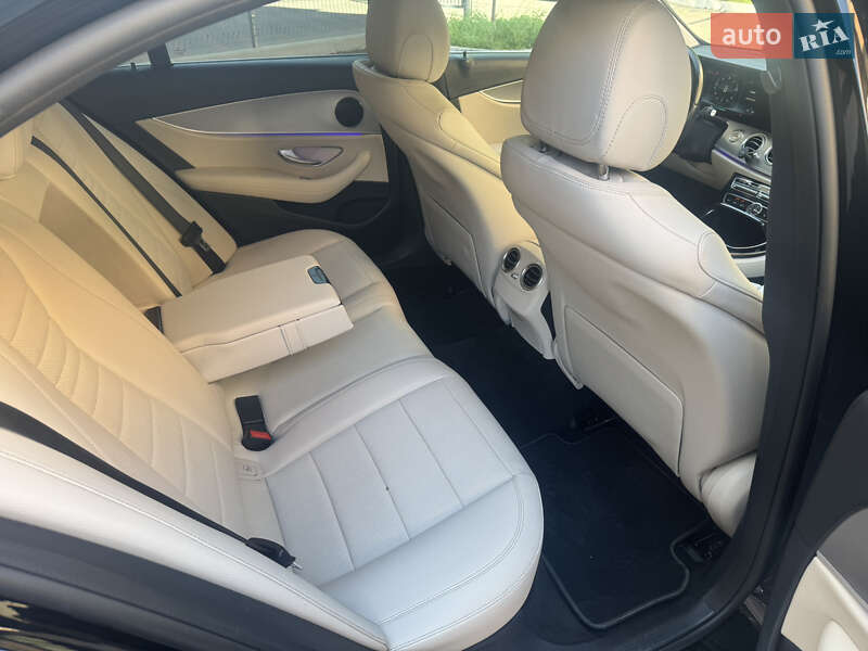Седан Mercedes-Benz E-Class 2016 в Ізмаїлі