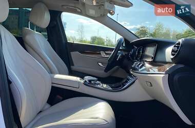 Седан Mercedes-Benz E-Class 2017 в 