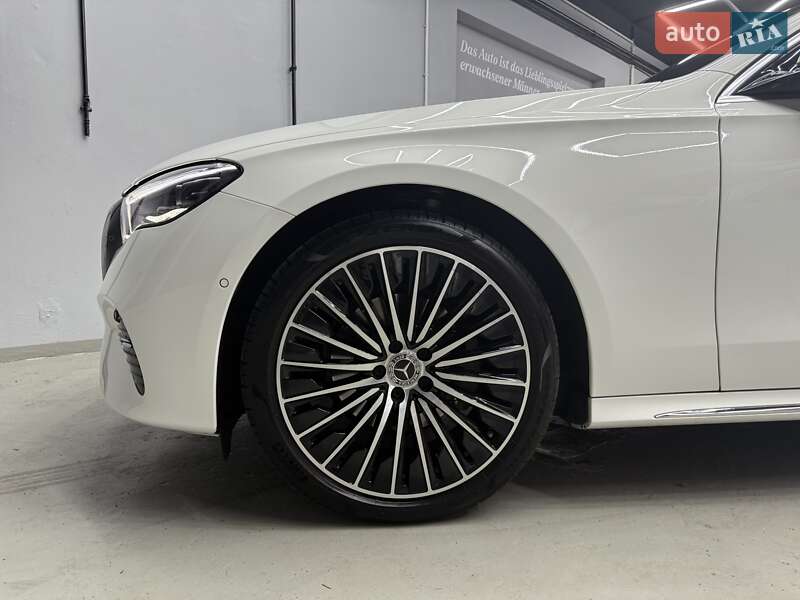 Седан Mercedes-Benz E-Class 2024 в Киеве