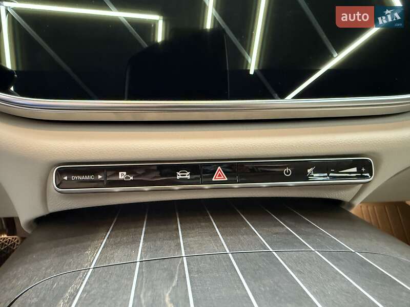 Седан Mercedes-Benz E-Class 2024 в Киеве