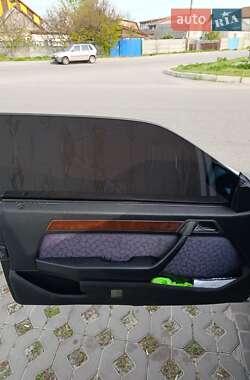 Купе Mercedes-Benz E-Class 1993 в 