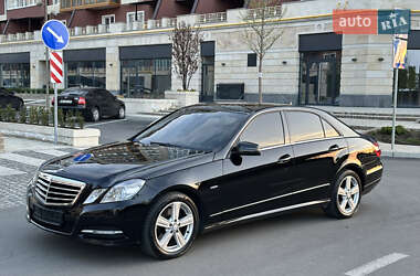 Седан Mercedes-Benz E-Class 2012 в 