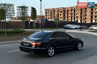 Седан Mercedes-Benz E-Class 2012 в 