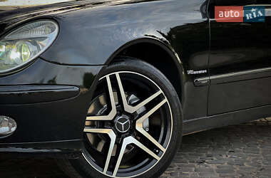 Седан Mercedes-Benz E-Class 2004 в 