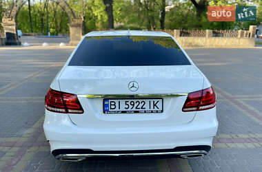 Седан Mercedes-Benz E-Class 2015 в 