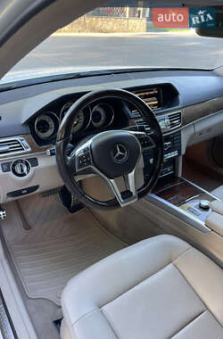 Седан Mercedes-Benz E-Class 2015 в 